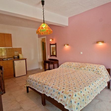 Apartments Katia Kassiopi Ngoại thất bức ảnh